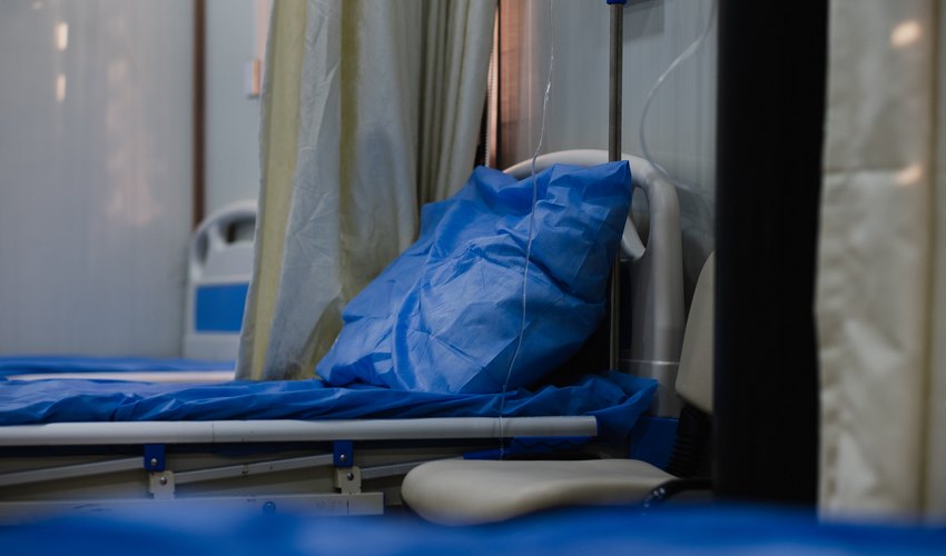 alt= "ospedale" "letto"